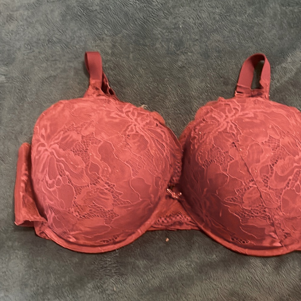 Burgundy push up bra